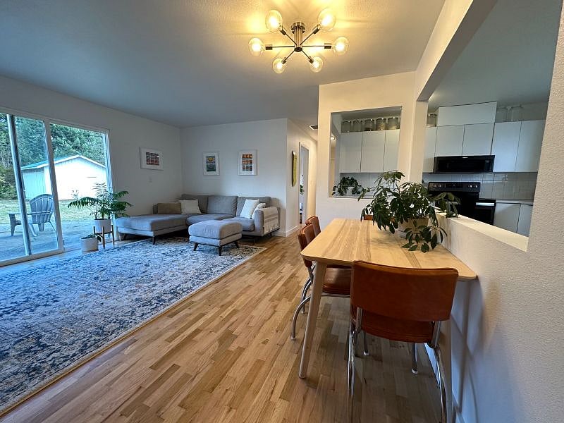 Open Concept Kitchen / Living