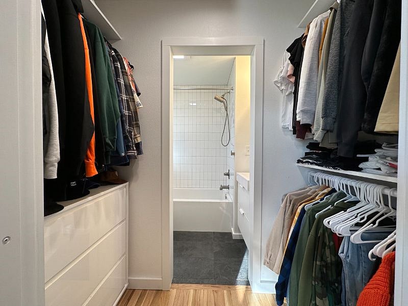 Main Bedroom Walk in Closet