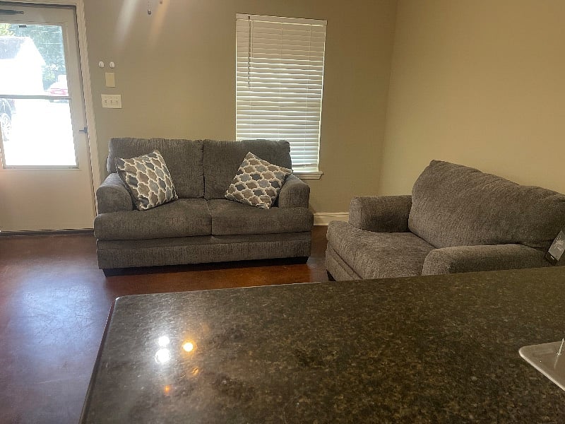 Furnished Finder property 467434_1 photo 3