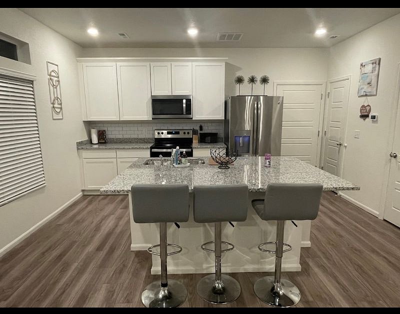 Furnished Finder property 467611_1 photo 2