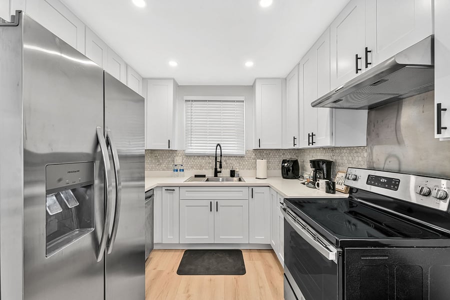 Kitchen-Stainless Steel Frigerator, Dishwasher, Stainless Steel Sink, Coffee and Tea Bar, Microwave, Air Fryer, Toaster, Electric Stove top