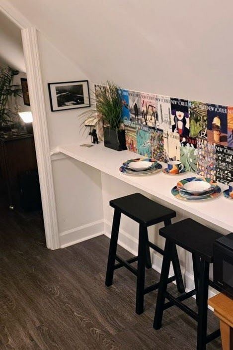 Breakfast bar in kitchen.