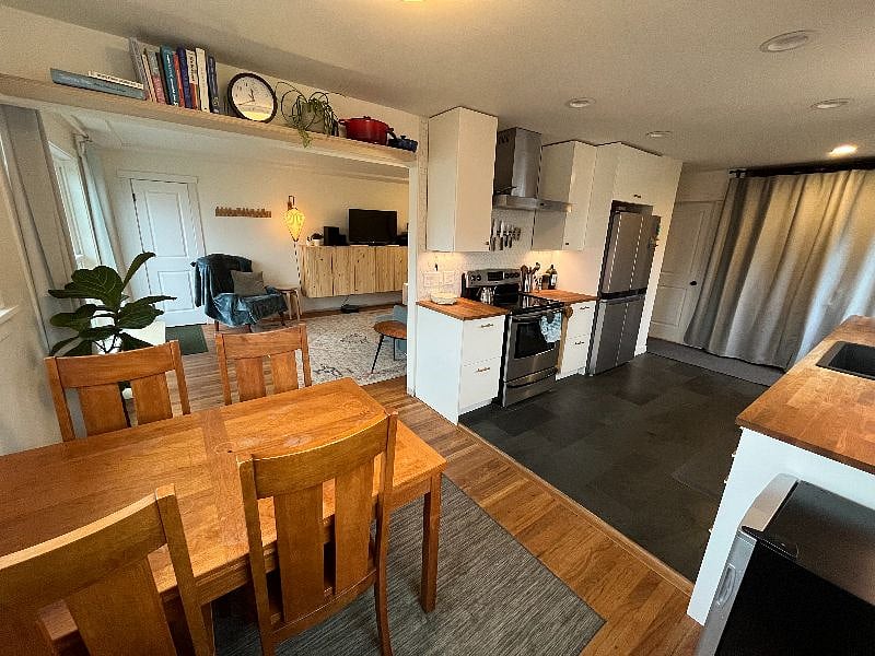 Furnished Finder property 467666_1 photo 8