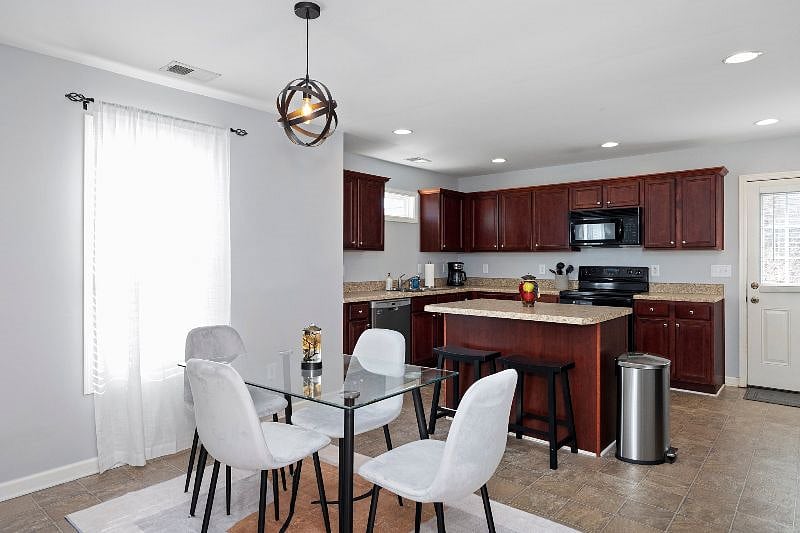 Furnished Finder property 467677_1 photo 10