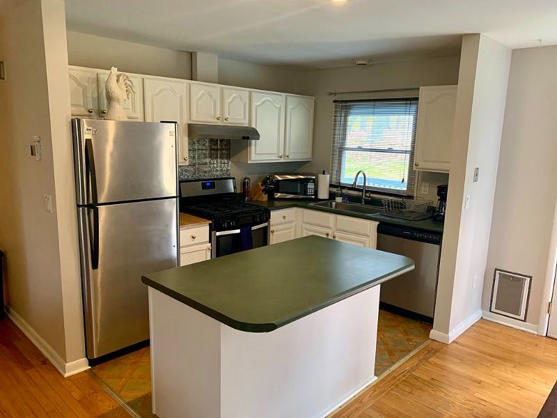 Furnished Finder property 467744_1 photo 3
