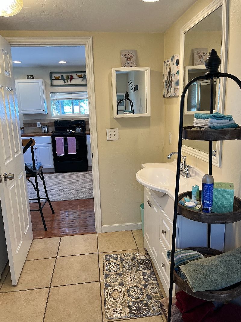 Furnished Finder property 467870_1 photo 4