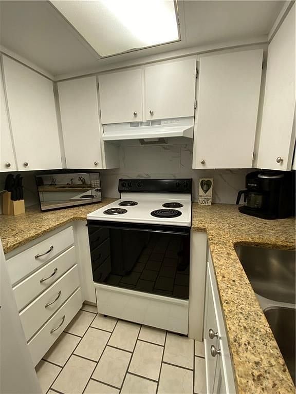 Furnished Finder property 468003_1 photo 4