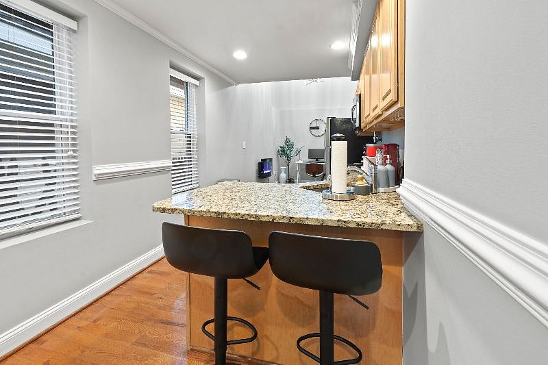 Furnished Finder property 468037_2 photo 10