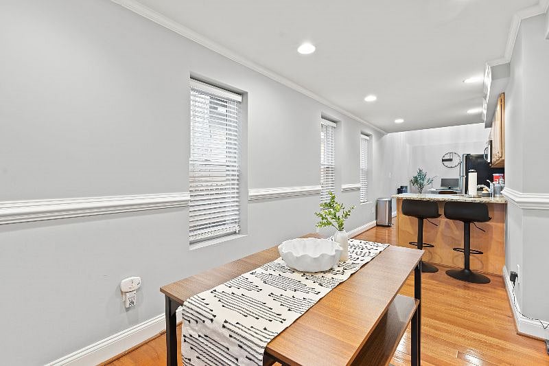 Furnished Finder property 468037_3 photo 9