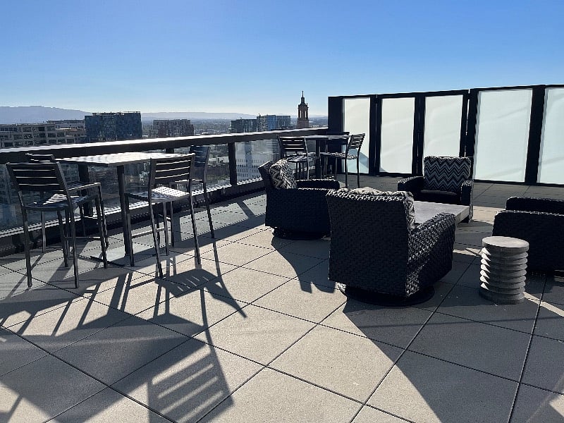 Outdoor lounge on the 20th floor