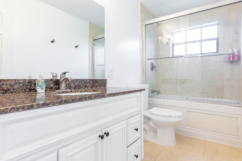 Furnished Finder property 468100_1 photo 12