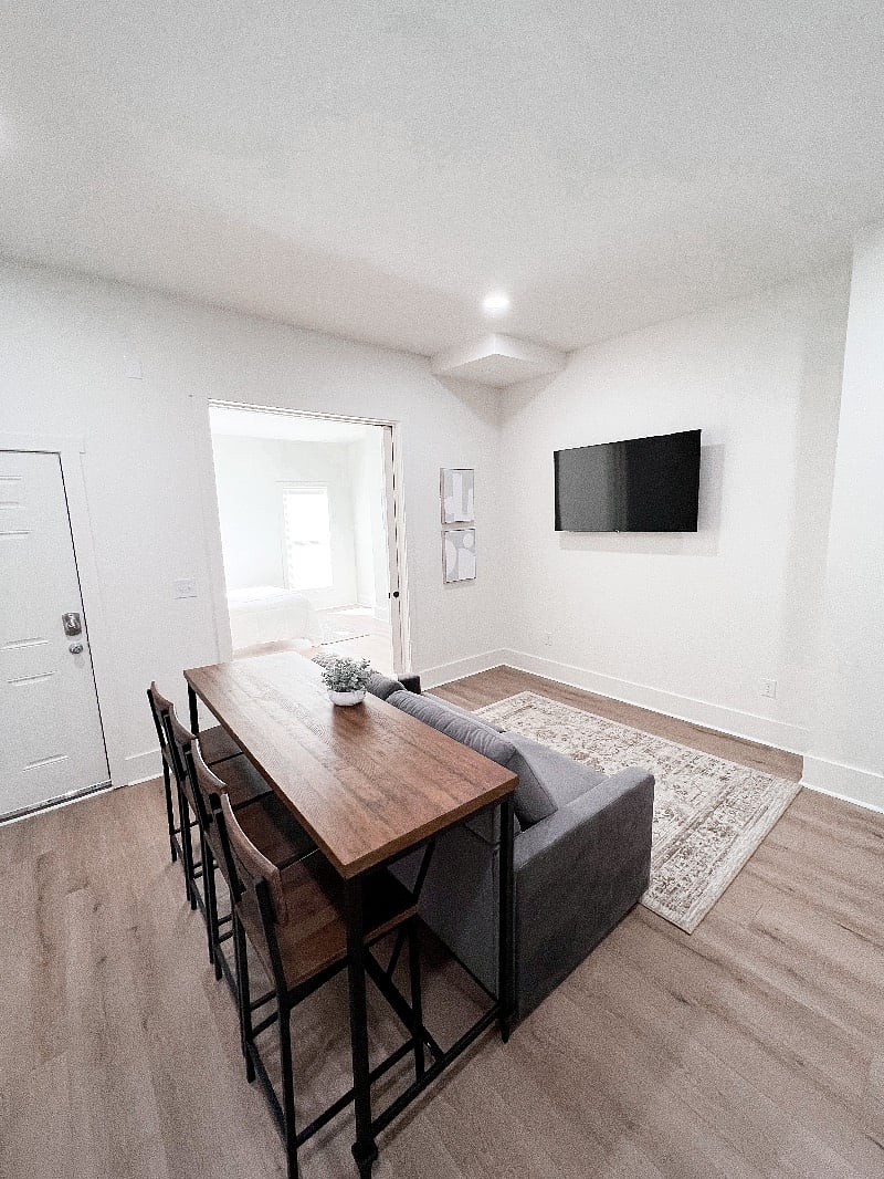 Furnished Finder property 468111_1 photo 24