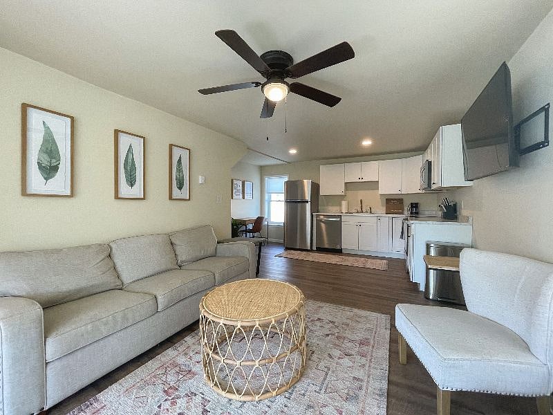 Furnished Finder property 468140_1 photo 3