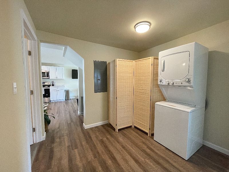Furnished Finder property 468140_1 photo 13