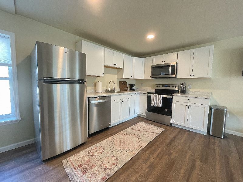 Furnished Finder property 468140_1 photo 21