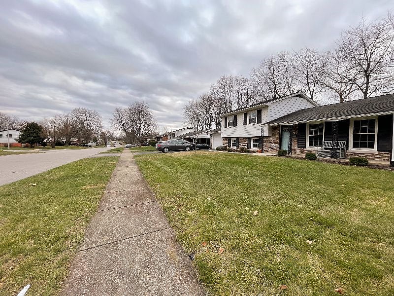 Double Driveway
Ample street parking
