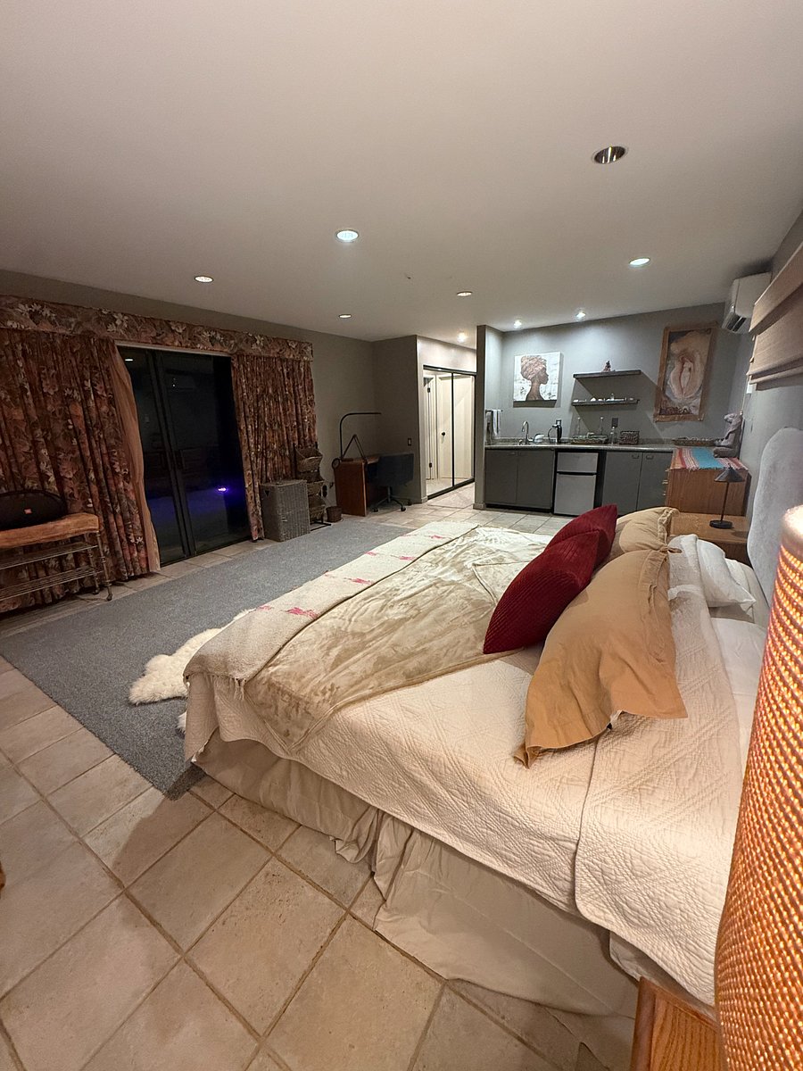 Furnished Finder property 468199_2 photo 8