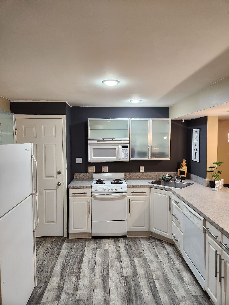 Furnished Finder property 468215_1 photo 20