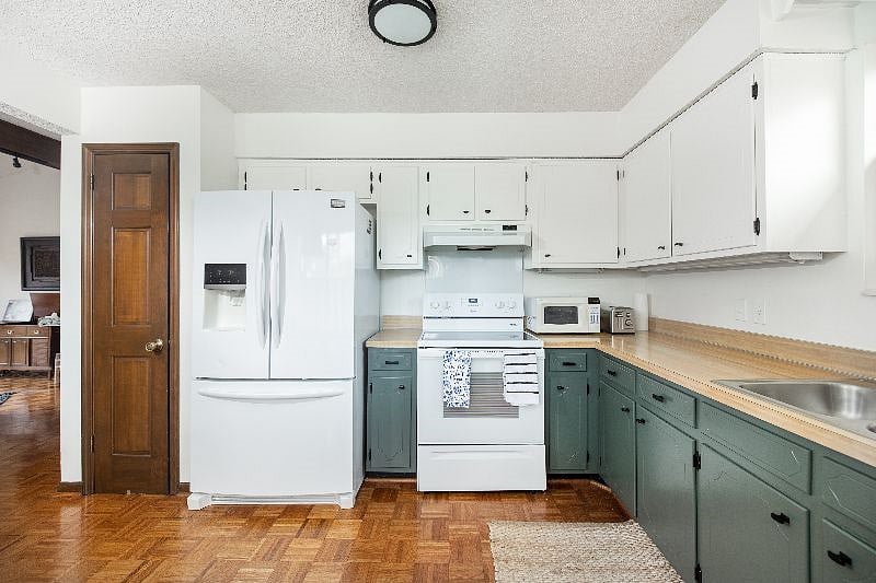 Furnished Finder property 468223_1 photo 8