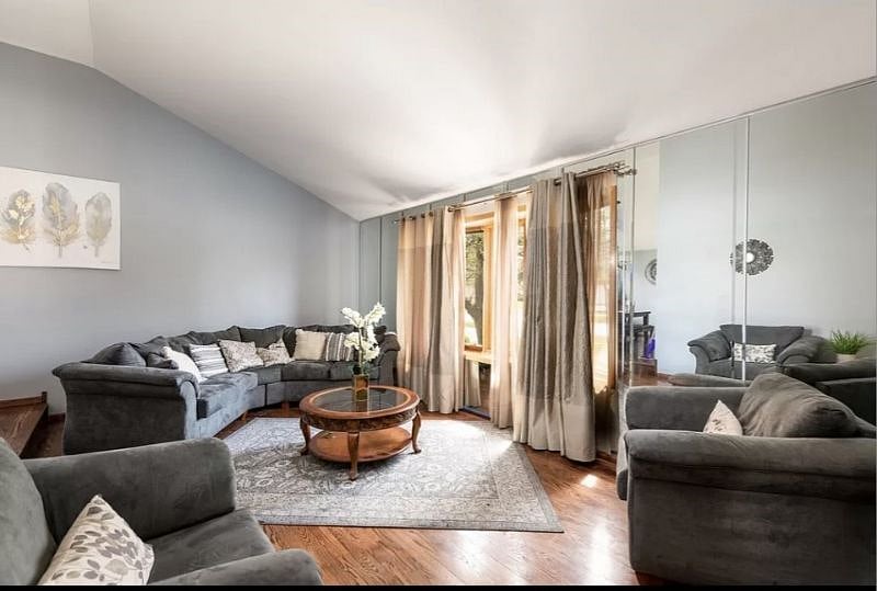 Furnished Finder property 468317_1 photo 1