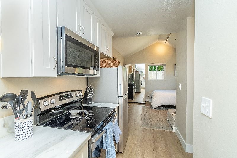 Furnished Finder property 468419_1 photo 5