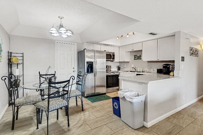 Furnished Finder property 468451_1 photo 6
