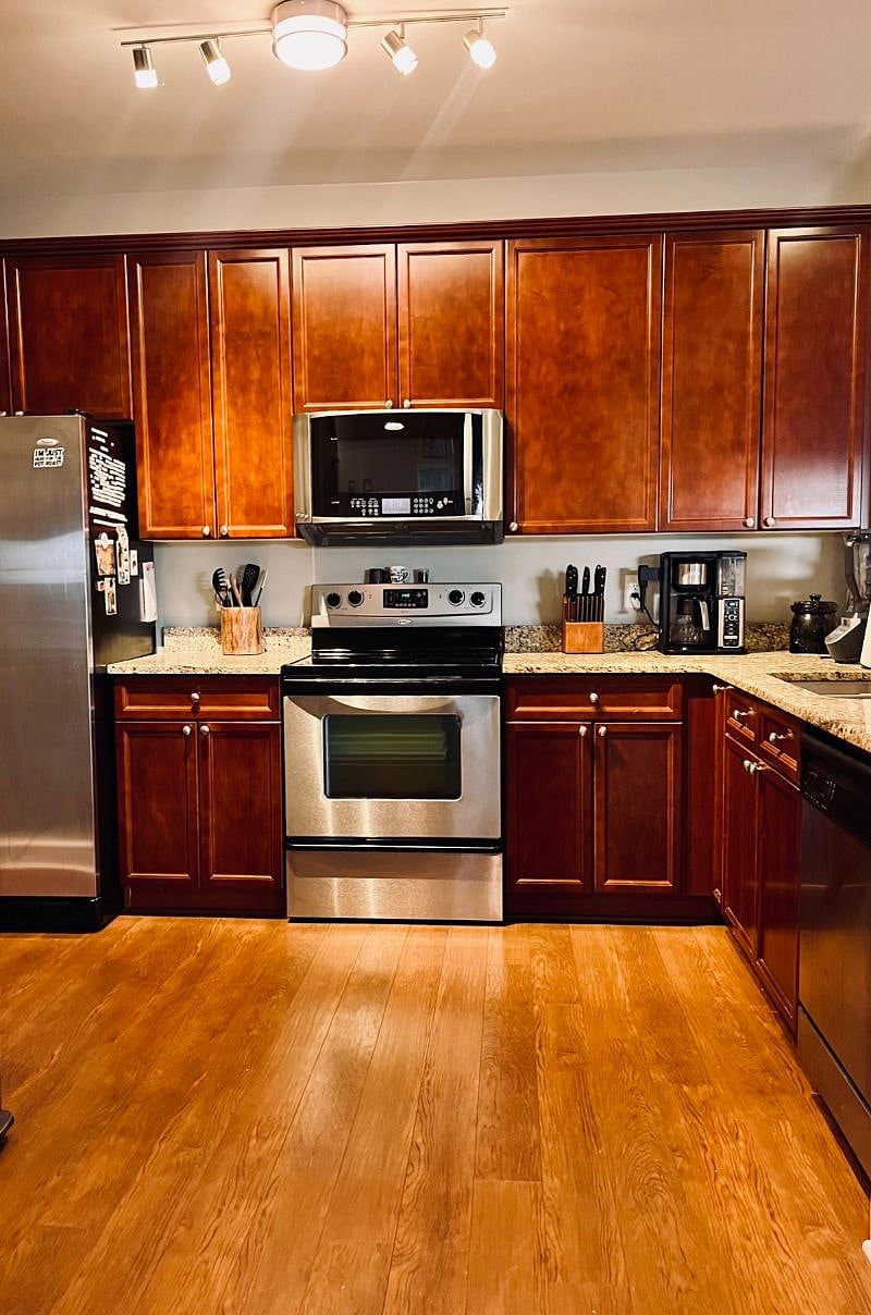 Furnished Finder property 468460_1 photo 8