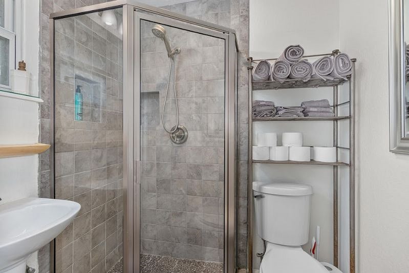 Furnished Finder property 468463_1 photo 10