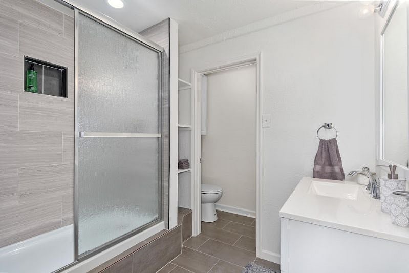 Furnished Finder property 468463_1 photo 12