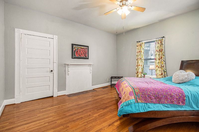 Large Master Bedroom with Closet and ensuite full bathroom