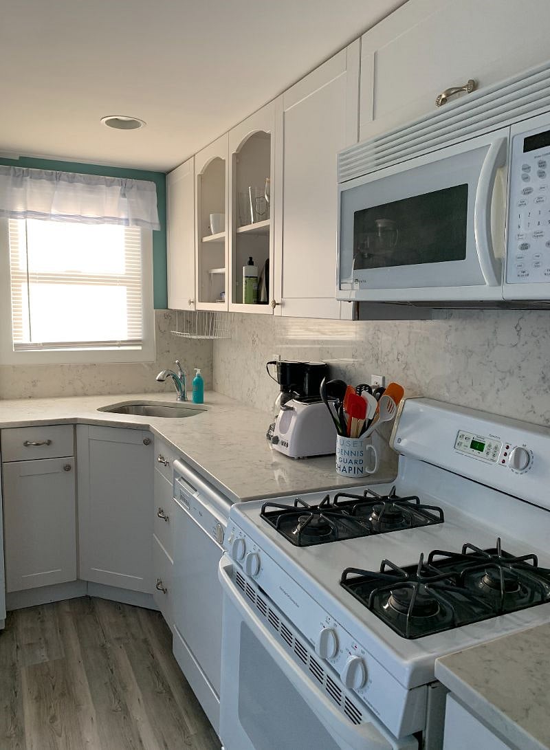 Cottage Kitchen
