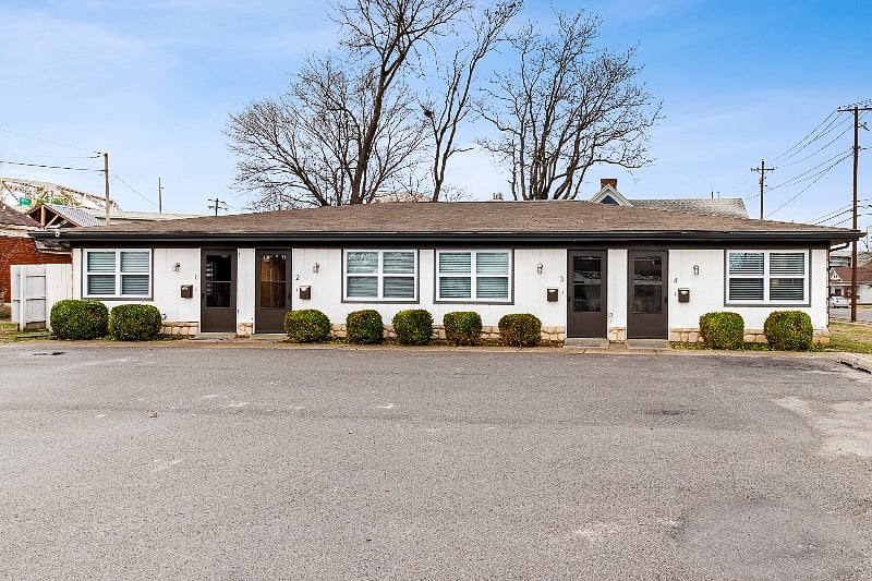 Fully remodeled in 2022. 
Exterior: New windows and paint
Interior: Complete remodel