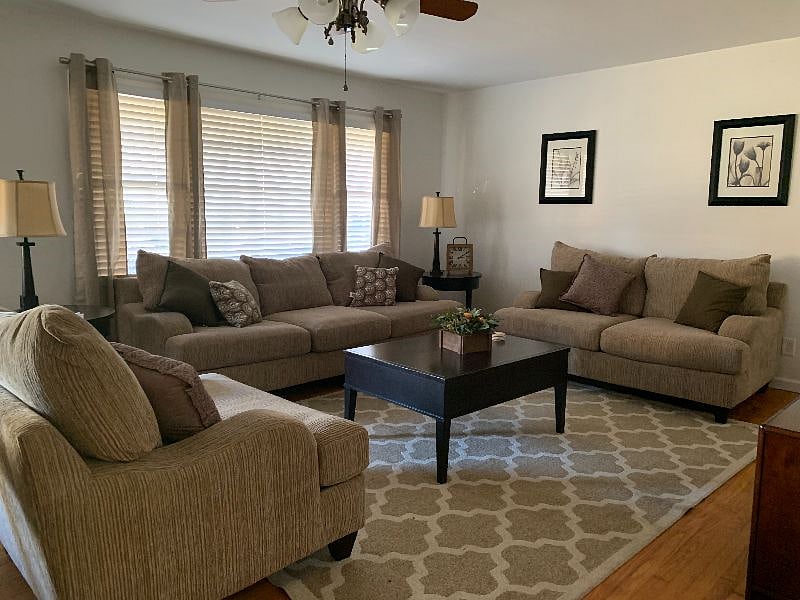 Furnished Finder property 468621_1 photo 3