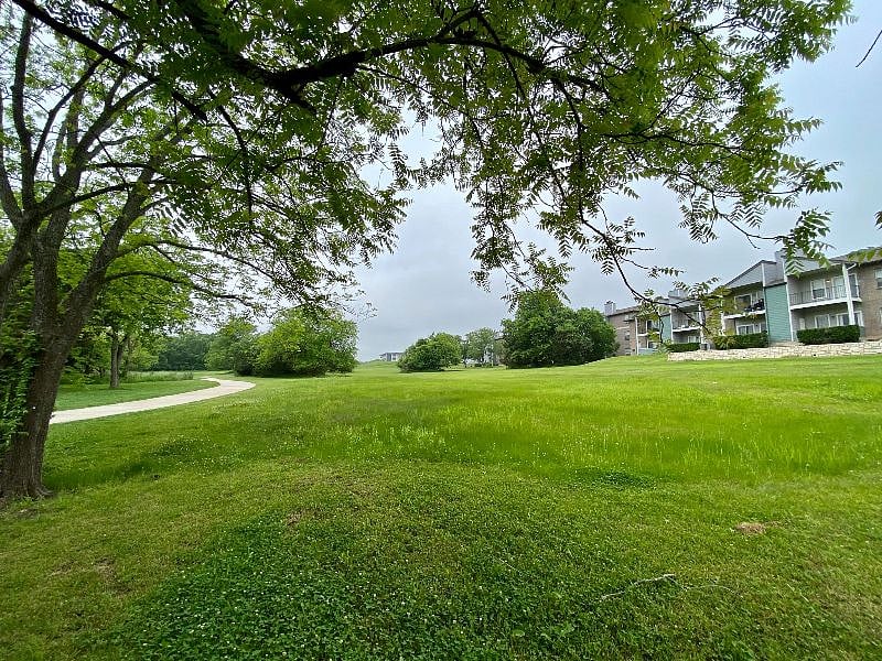 Greenbelt trails right behind the complex