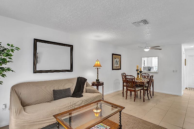 Furnished Finder property 469022_1 photo 3