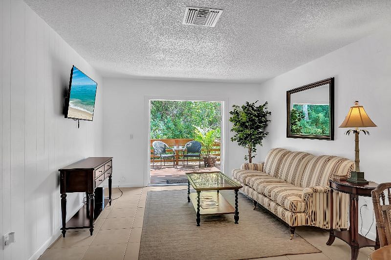 Furnished Finder property 469022_1 photo 13