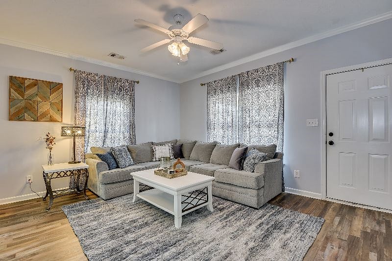 Furnished Finder property 469028_1 photo 3