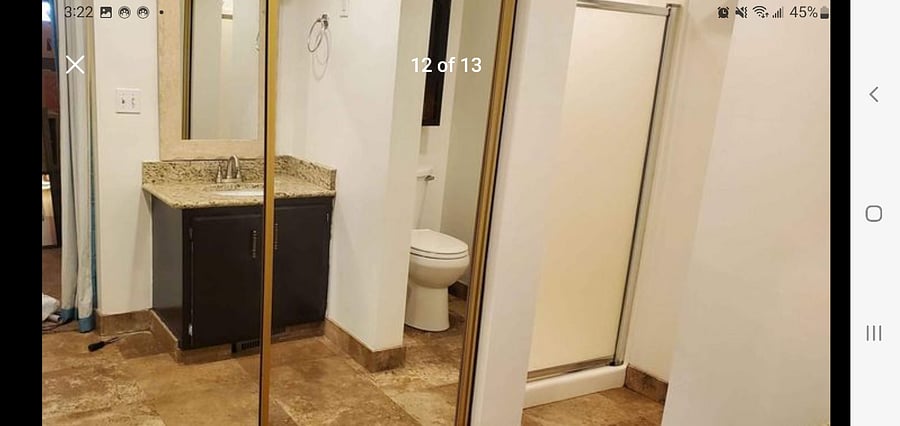 En suite bathroom (in room 1)