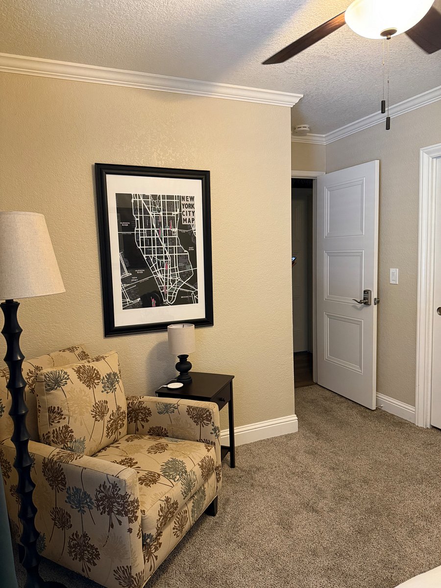 Furnished Finder property 469049_1 photo 3