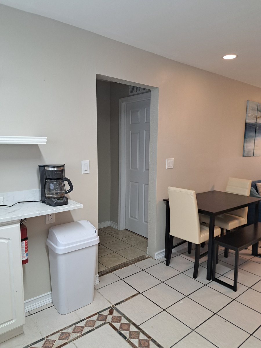 Furnished Finder property 469061_1 photo 13