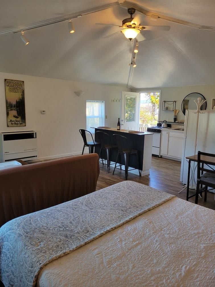Furnished Finder property 469090_1 photo 1