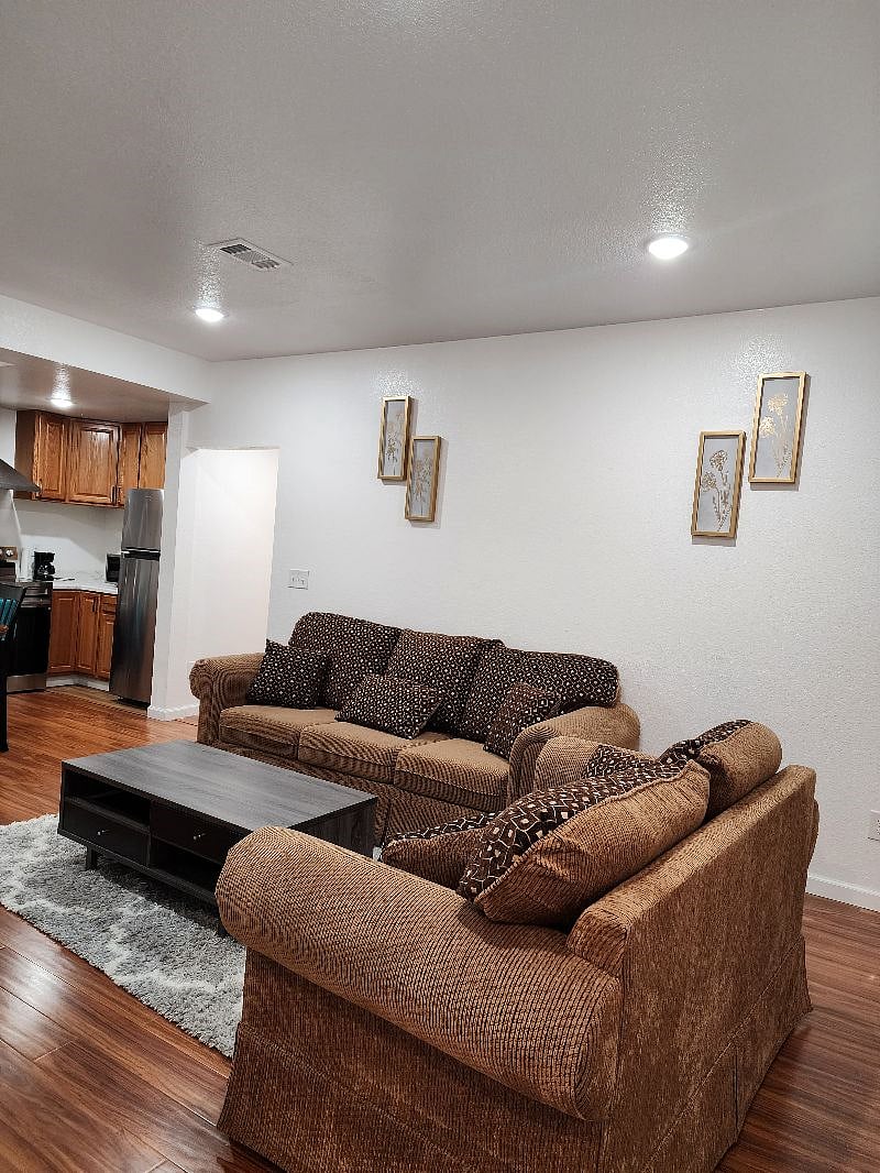 Furnished Finder property 469192_1 photo 12