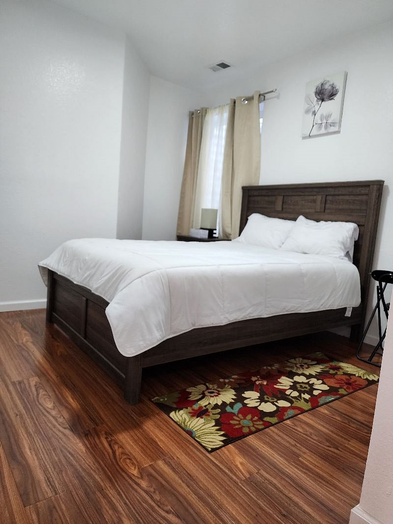 Furnished Finder property 469192_1 photo 18