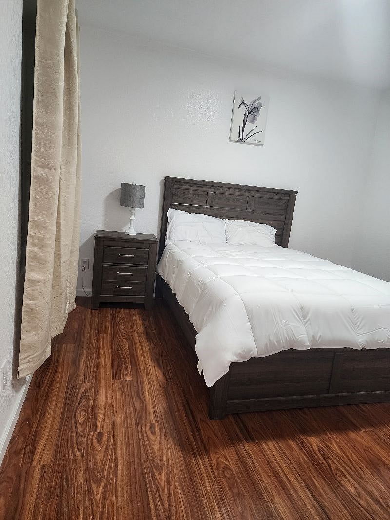 Furnished Finder property 469192_1 photo 24