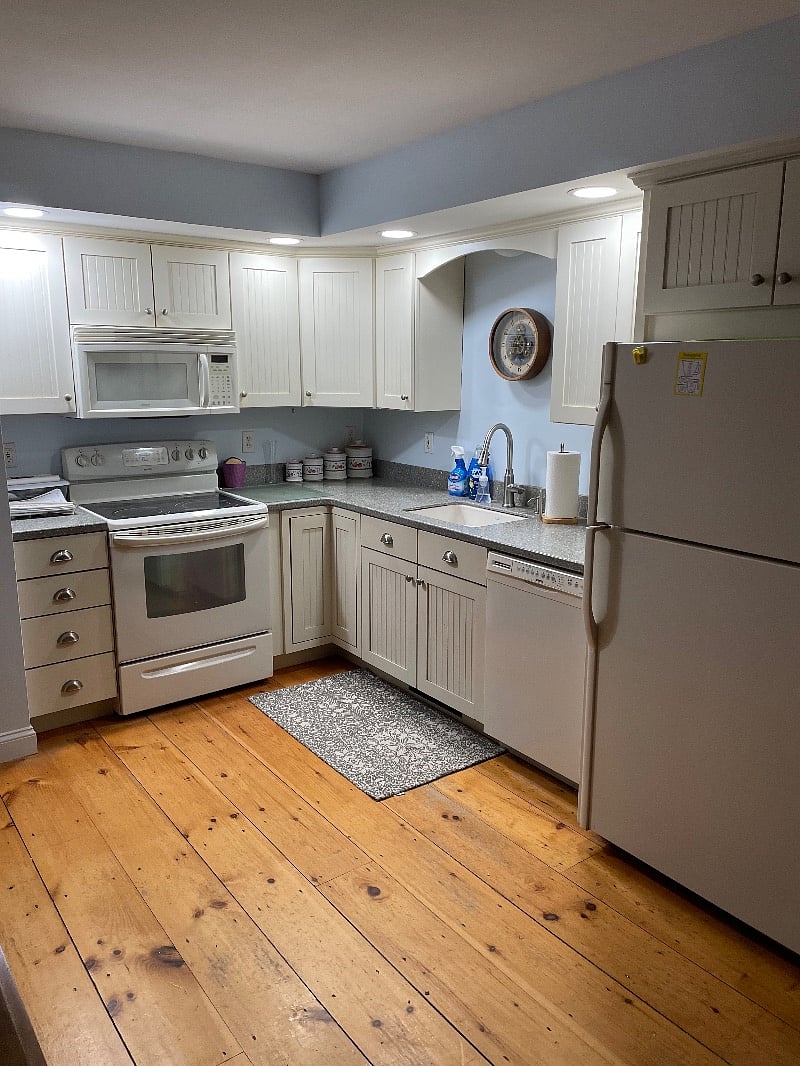 Furnished Finder property 469250_1 photo 3