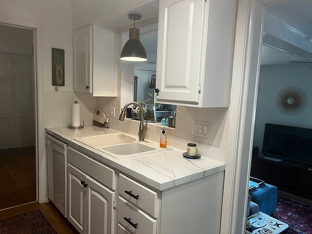 Furnished Finder property 469446_1 photo 4