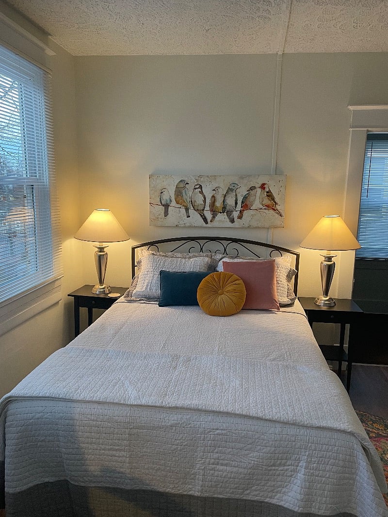 Large Master Bedroom with 2 closets
