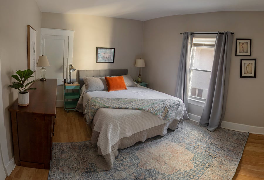 Tempursealy Queen mattress