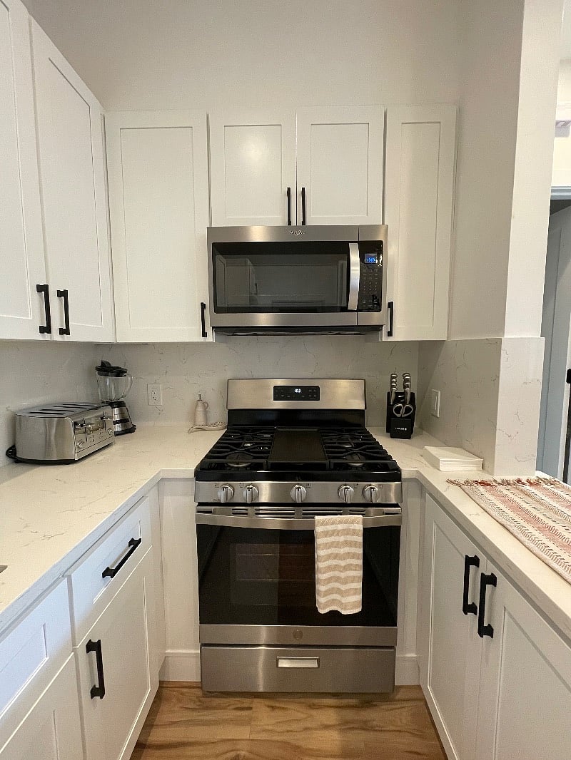 Kitchen is well-equipped with everything you need! 