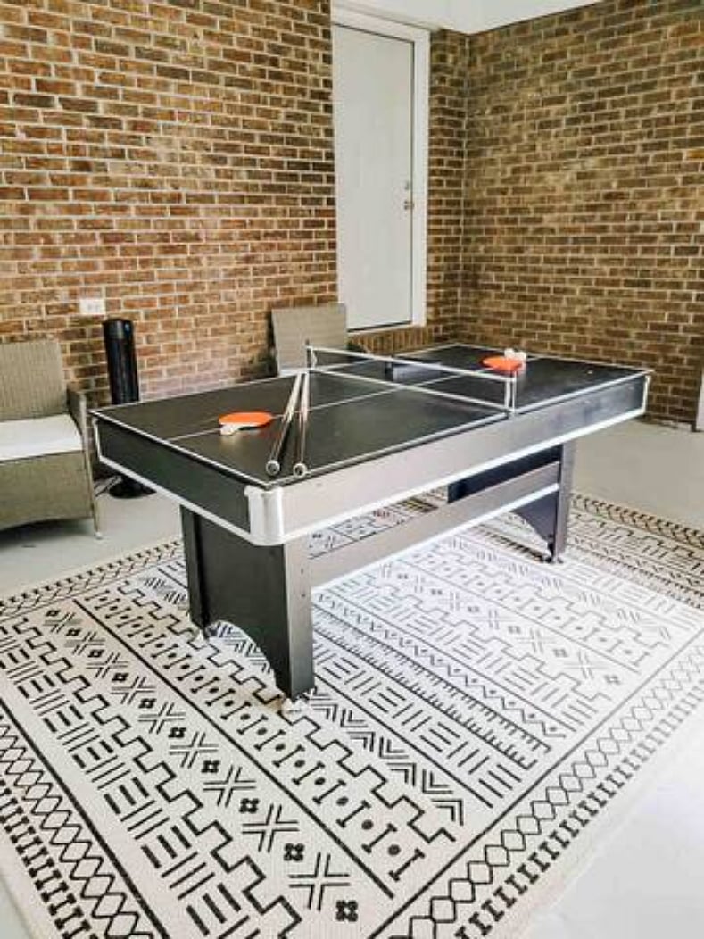 Ping pong or Pool? Your choice, lets have some fun and lounge in the bonus room